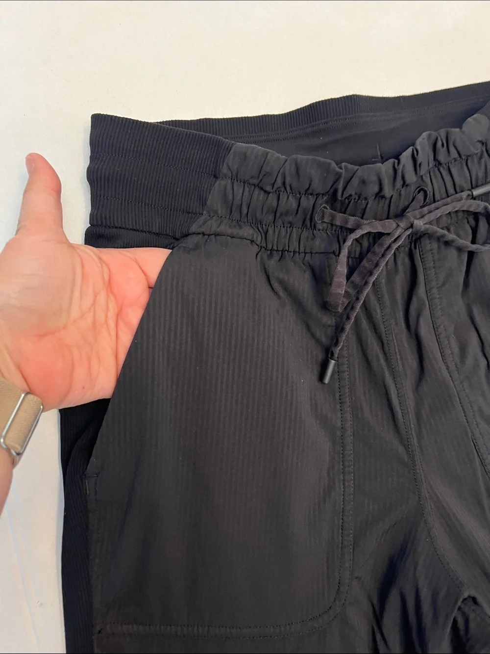 LULULEMON DANCE STUDIO BLACK PANTS SIZE 2